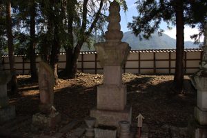 真田信政の墓