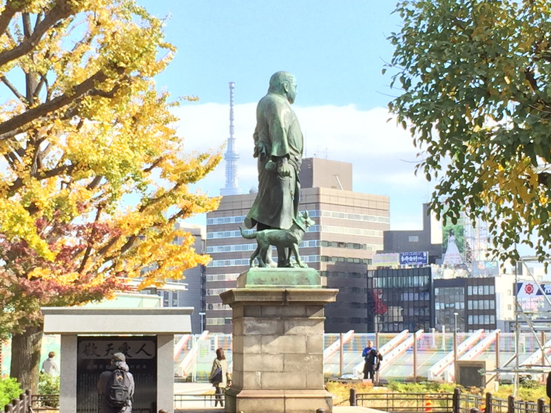上野の西郷どんに会いに行こう 西郷隆盛の銅像が見すえる東京 国内観光500箇所