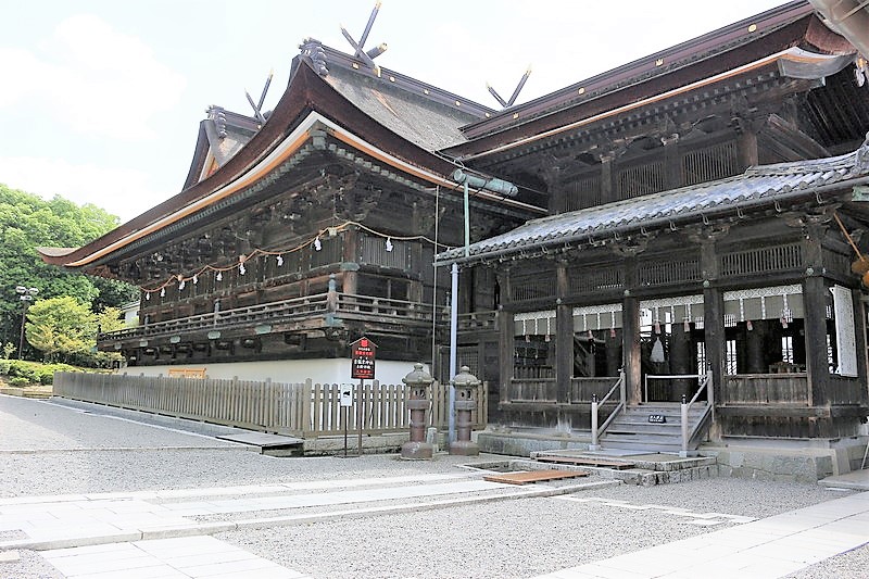 吉備津神社の解説 桃太郎伝説もある荘厳な国宝の本殿や回廊 国内観光500箇所